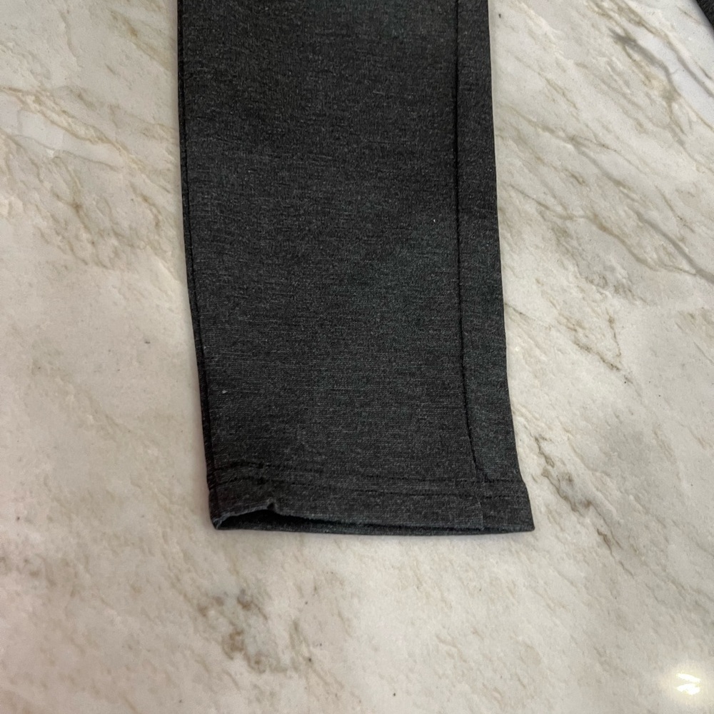 Connection 18 zipper legging! - Picture 5 of 9
